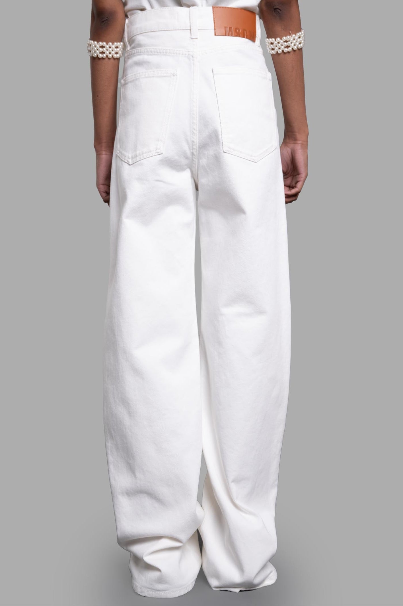 Denim Trousers with Raffia Flowers