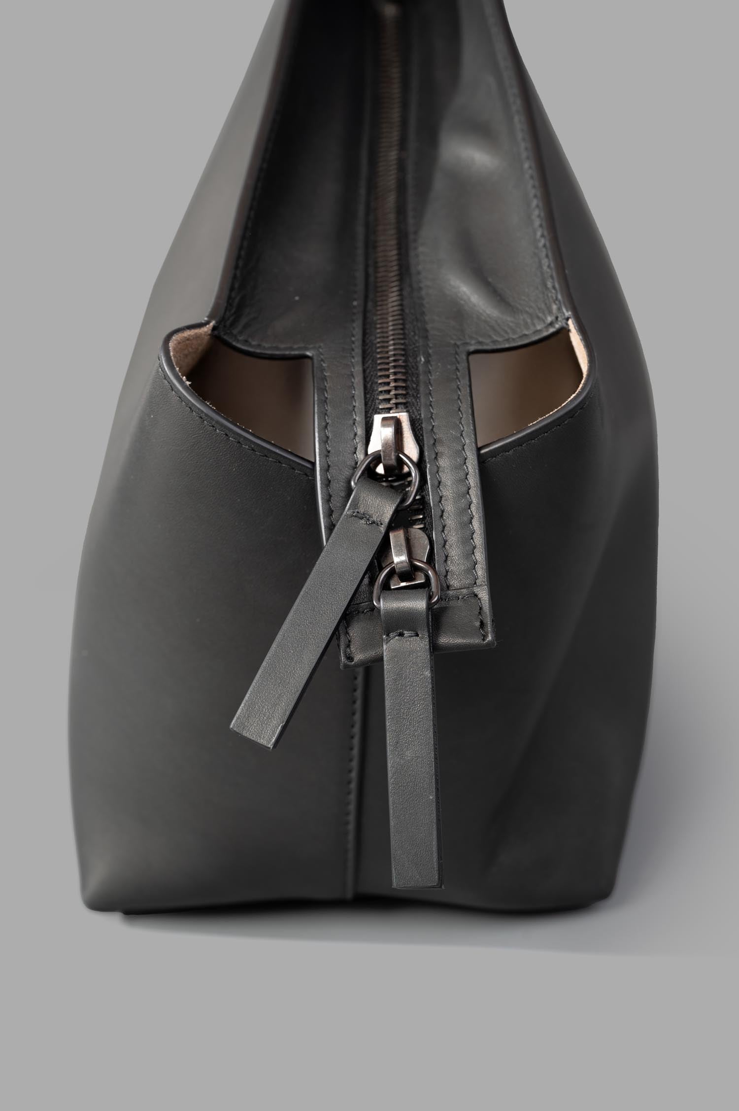 Sagomina Shoulder Bag