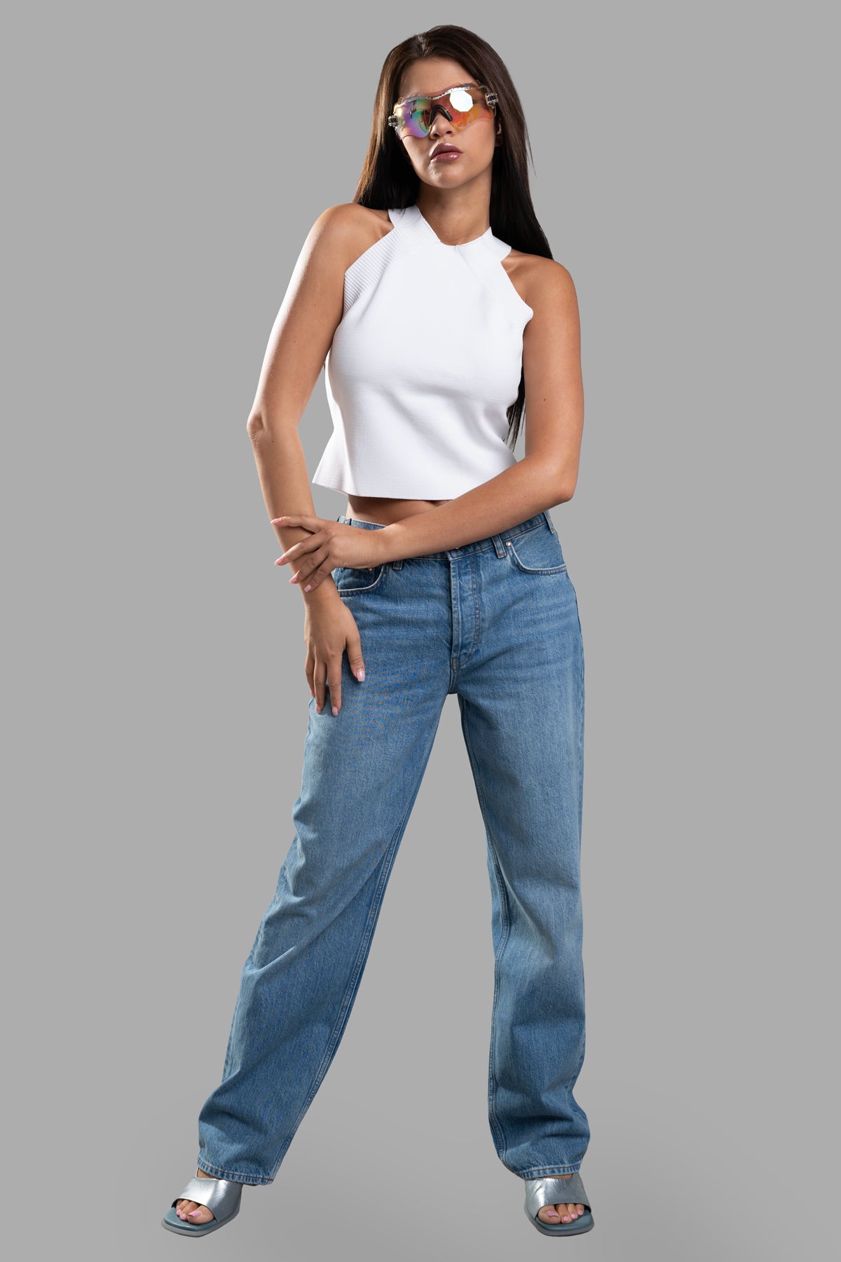 Straight-legged Jeans