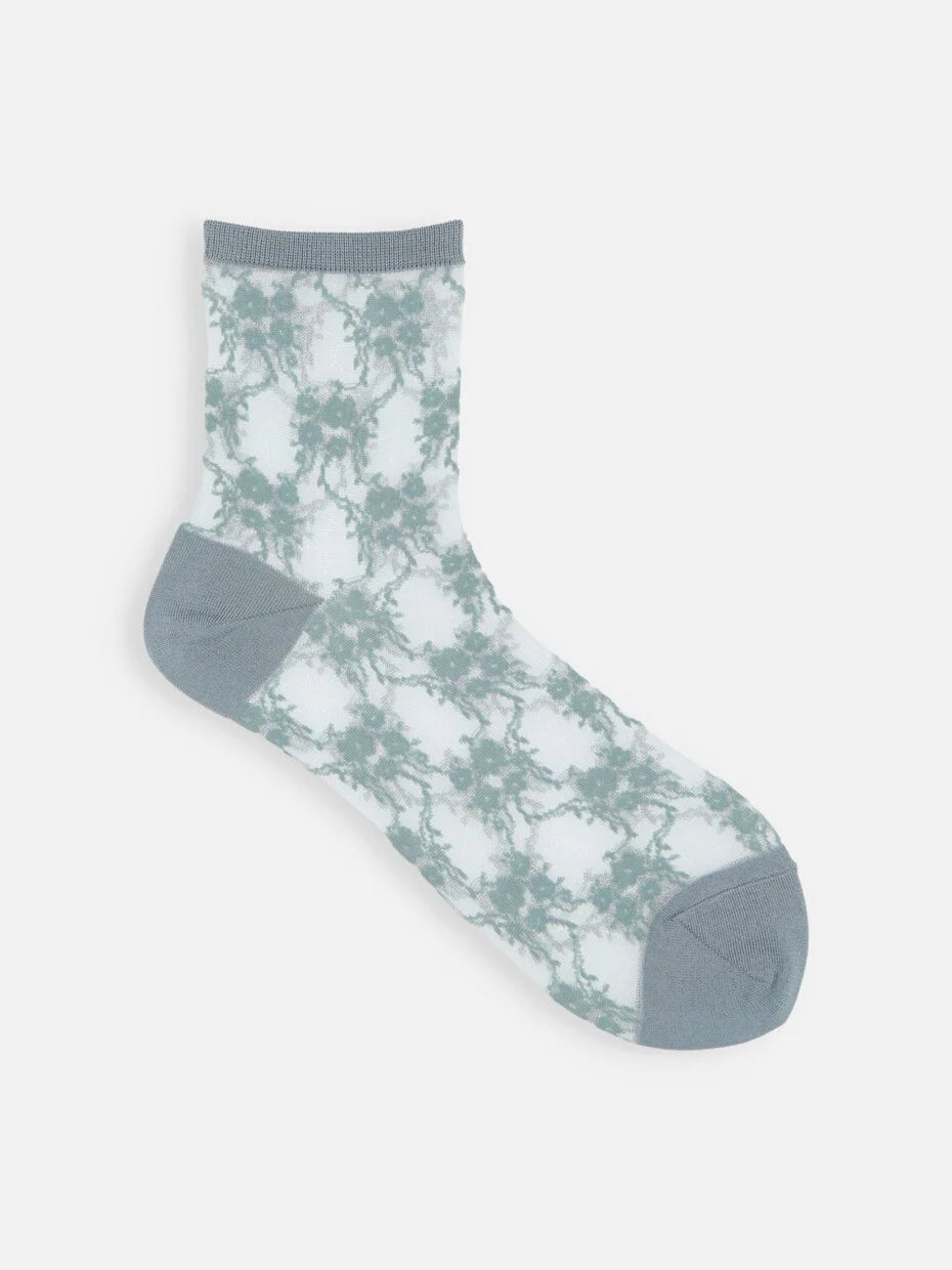 Fantasy Floral Sheer Ankle Socks
