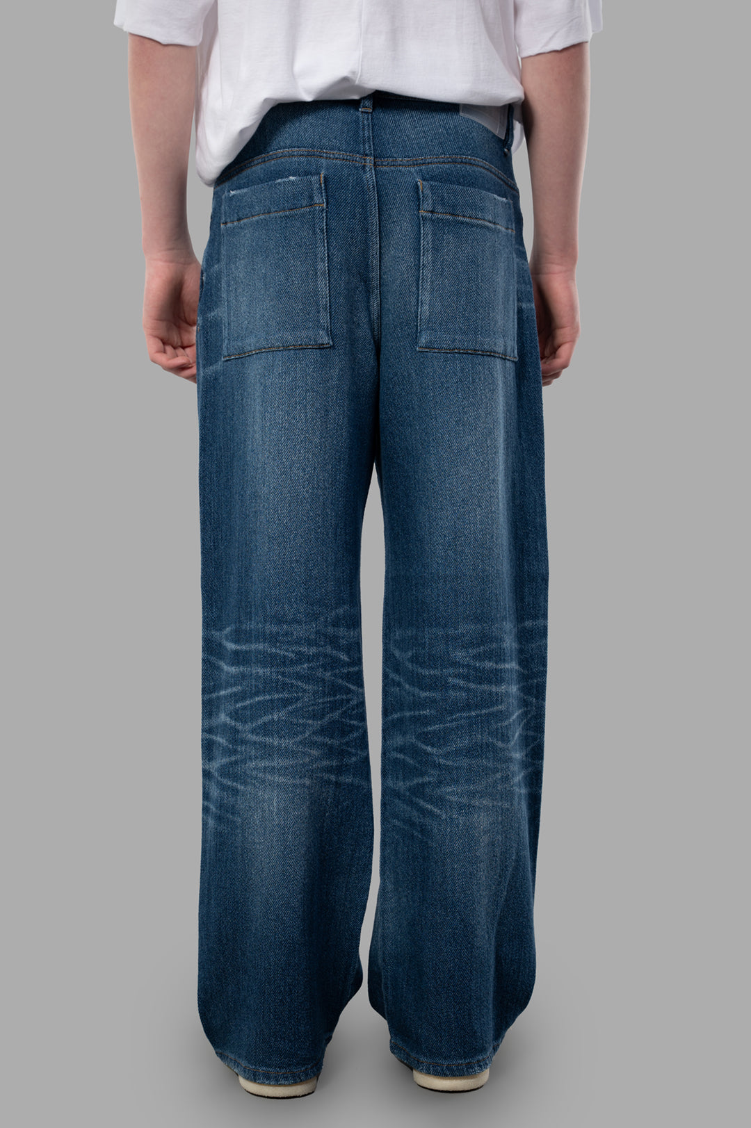Wide-leg Jeans