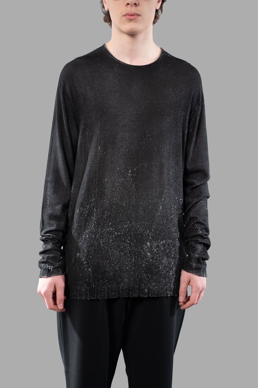 Long-sleeved Airbrushed Sweater