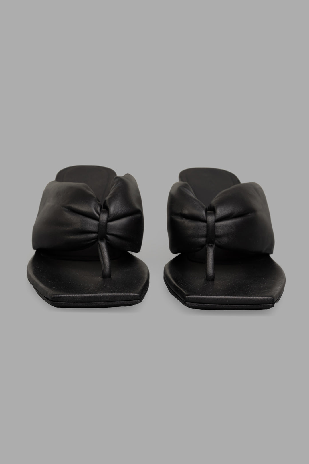 Hollywood Thong Cantilever