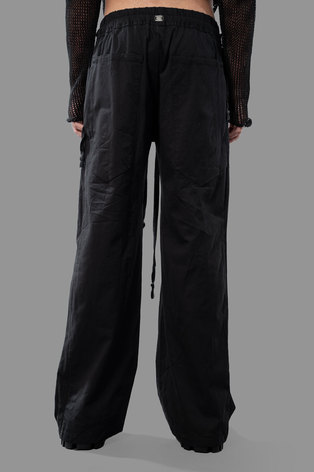 Wide-leg Trousers