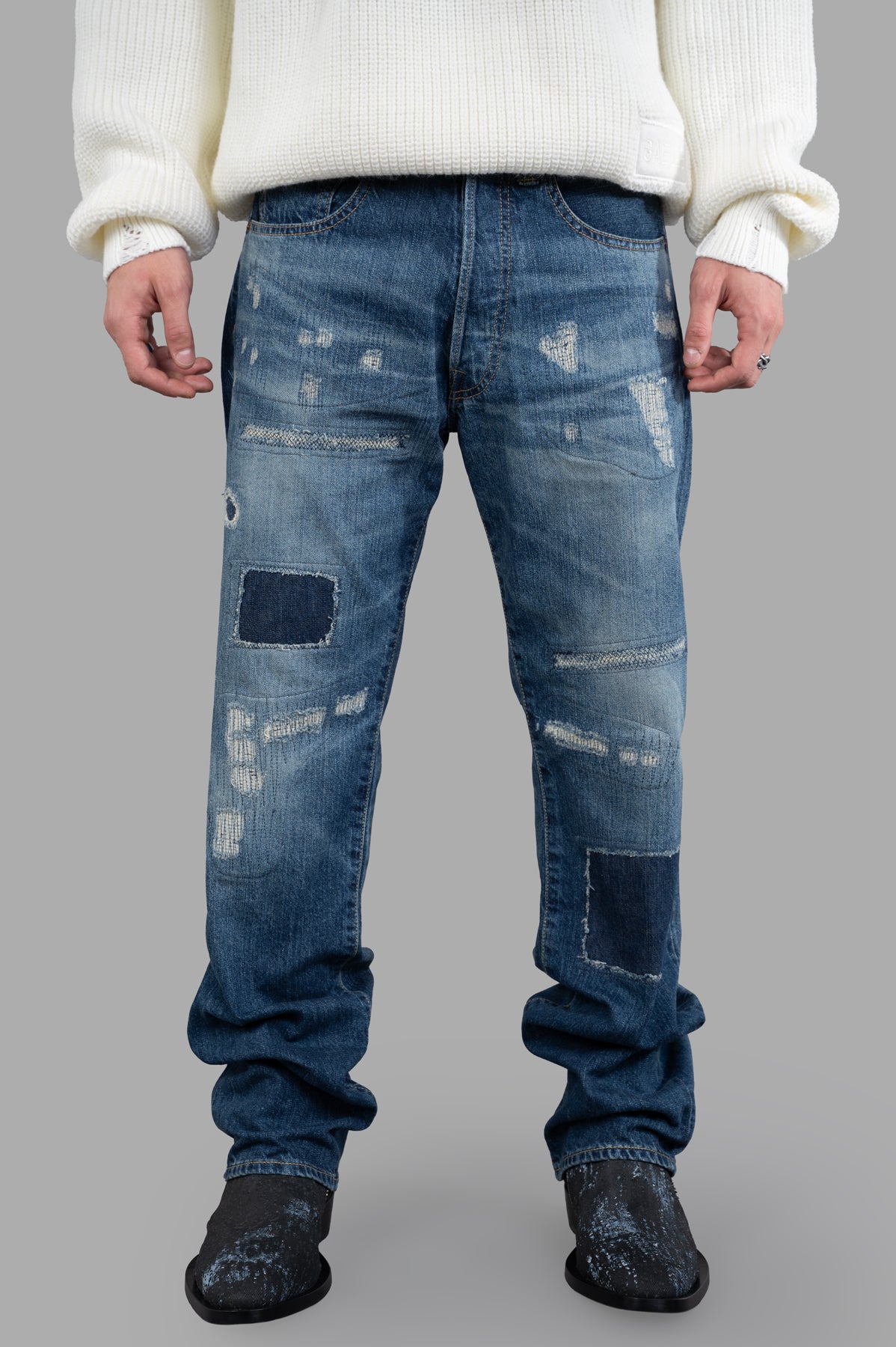 Indigo Distressed Jeans