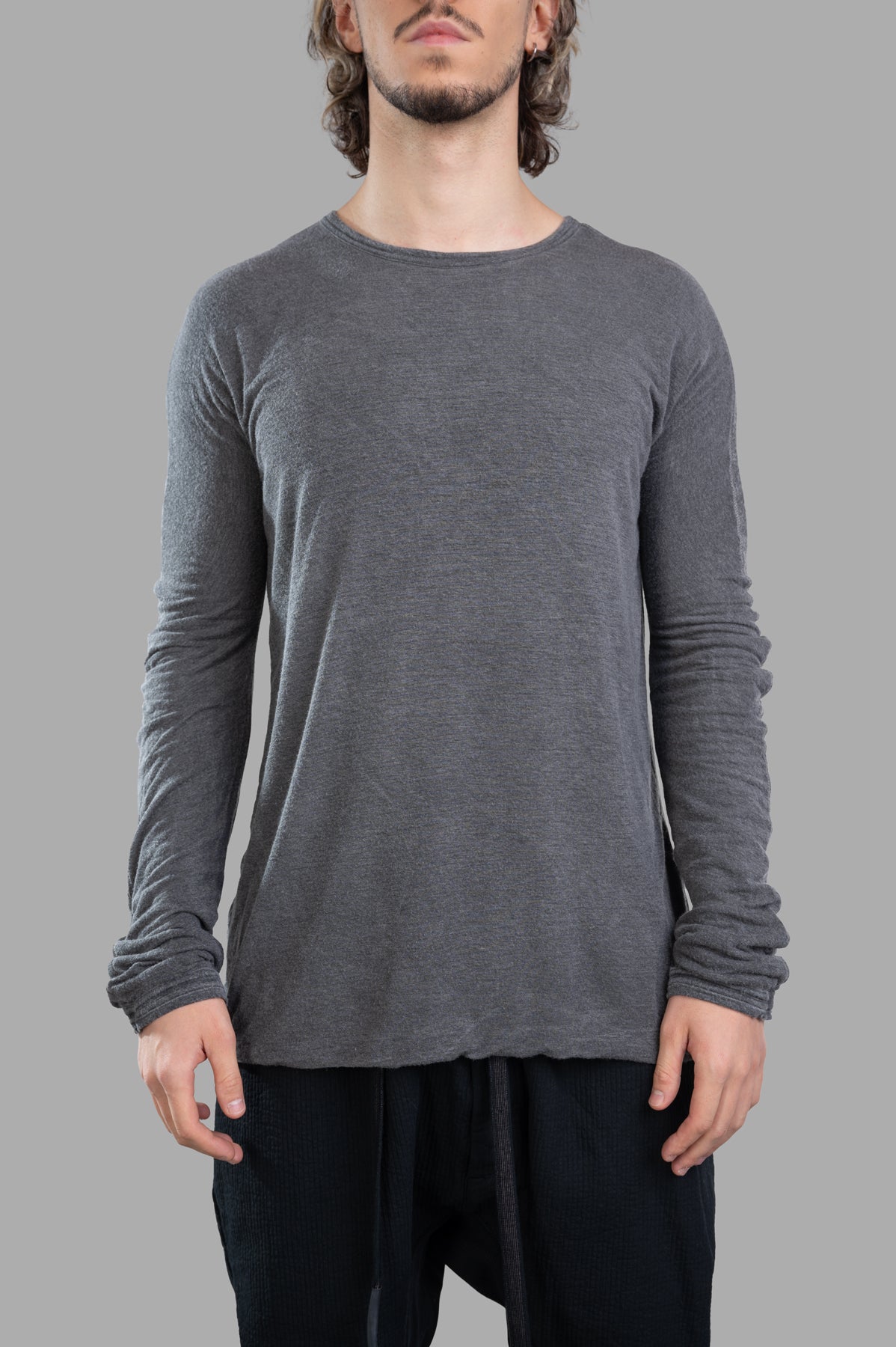 Long-sleeved T-shirt