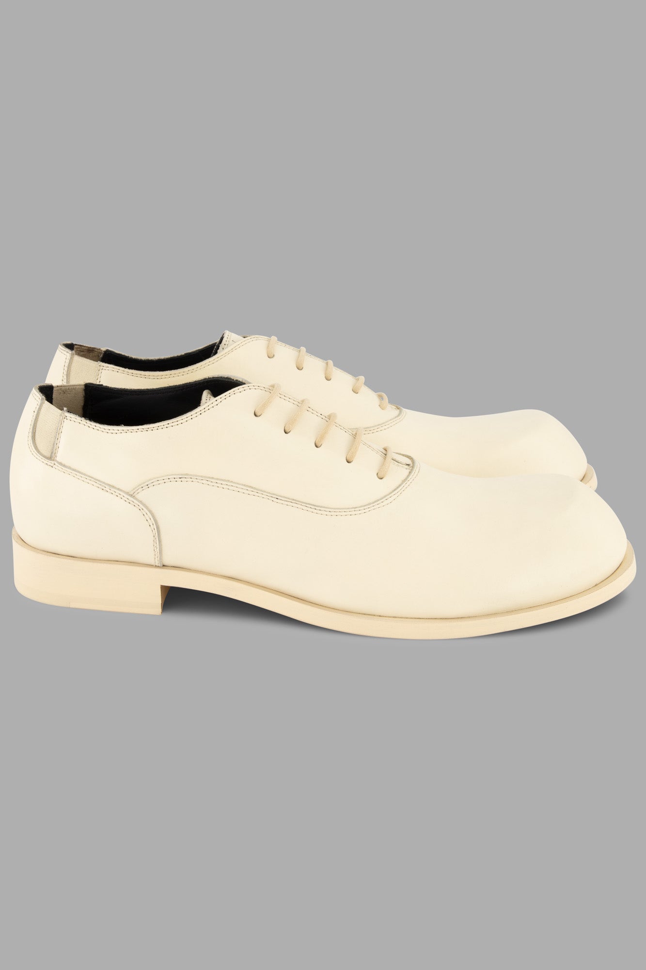 Cream Lace-up Shoes