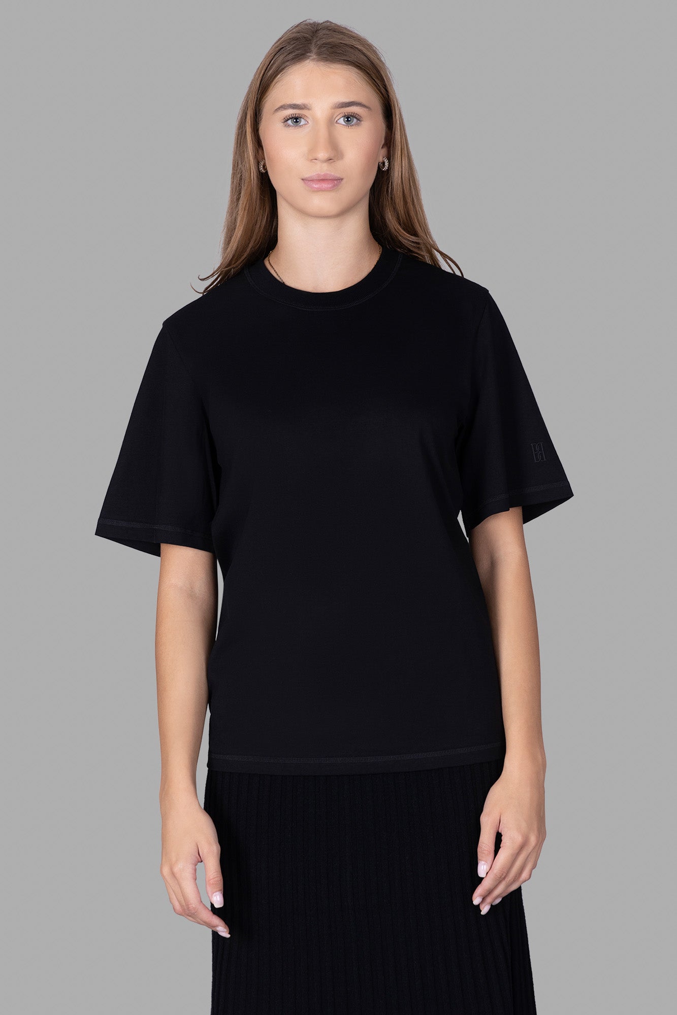 Hedil Black T-shirt