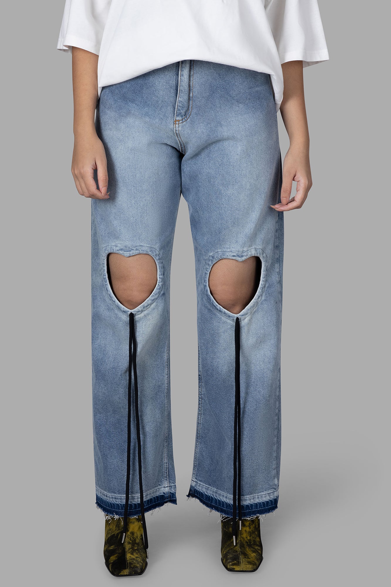 Heart Cut-out Jeans