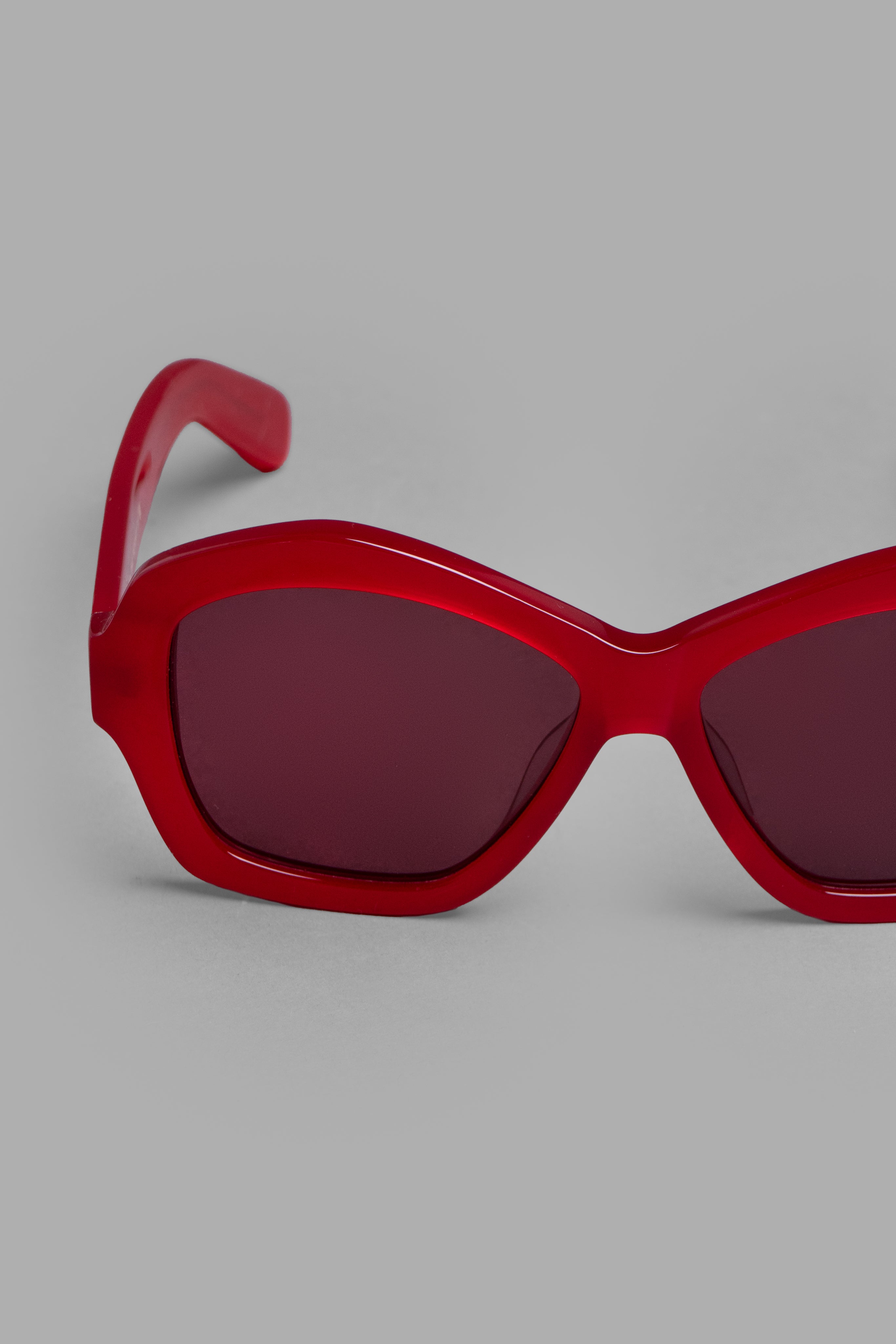 Red-rimmed Sunglasses