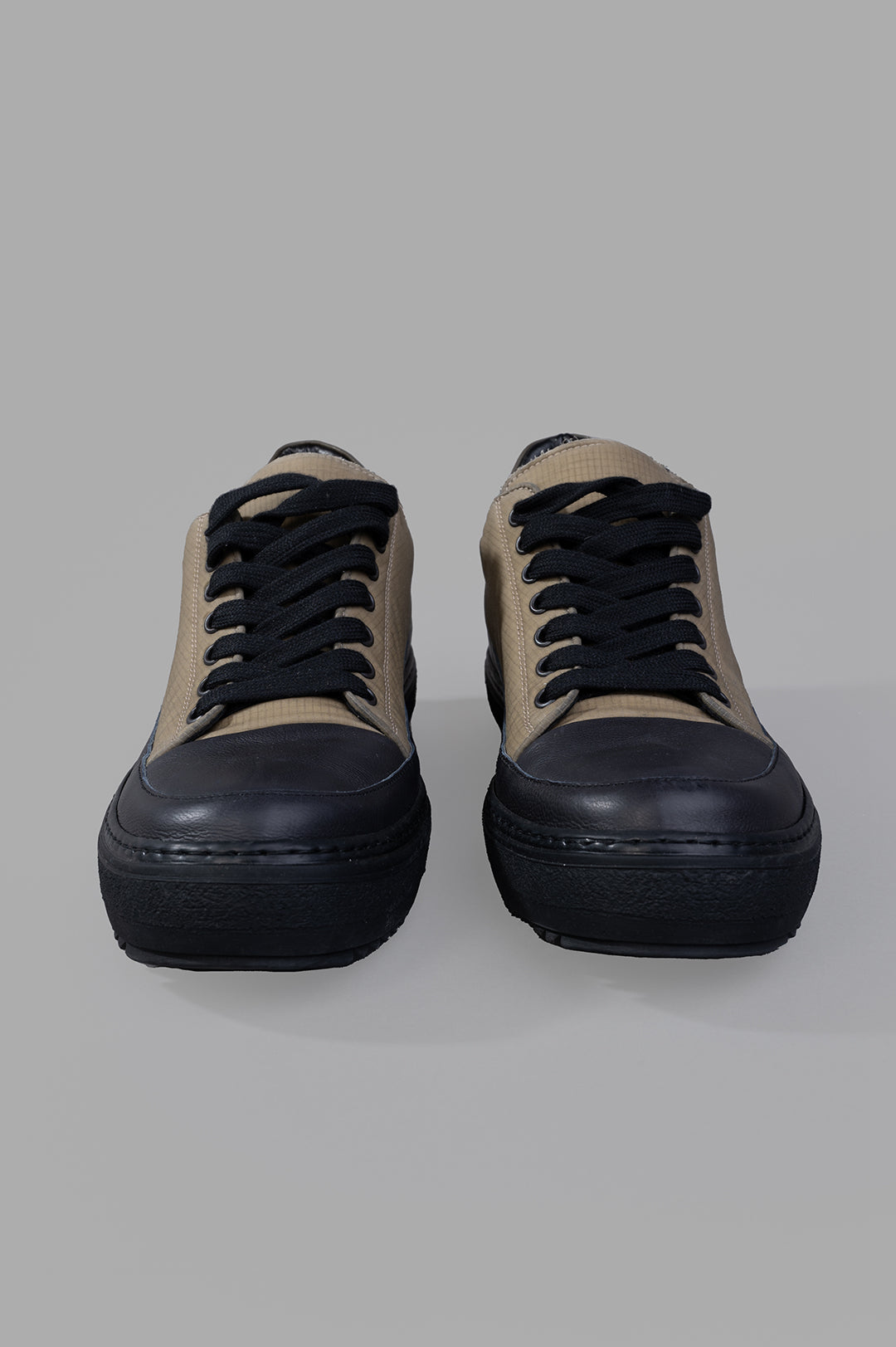 Low-top Sneakers