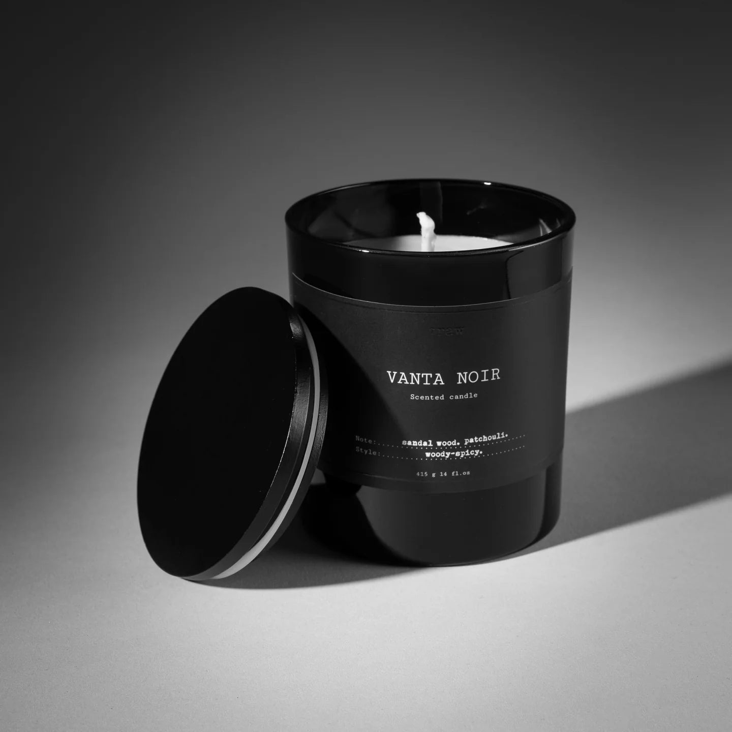 VANTA NOIR SCENTED MASSAGE CANDLE