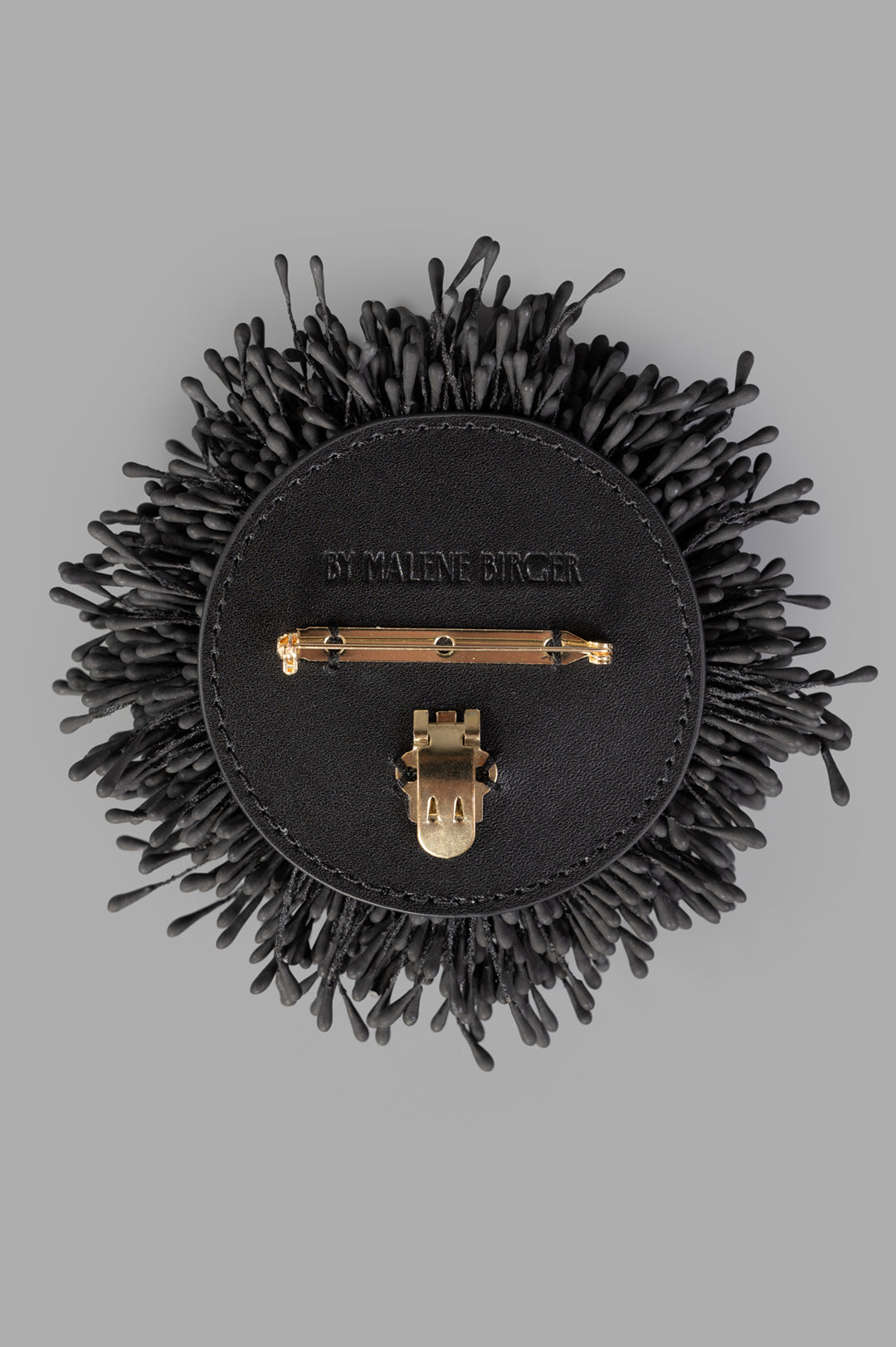 Henna Brooch in Black