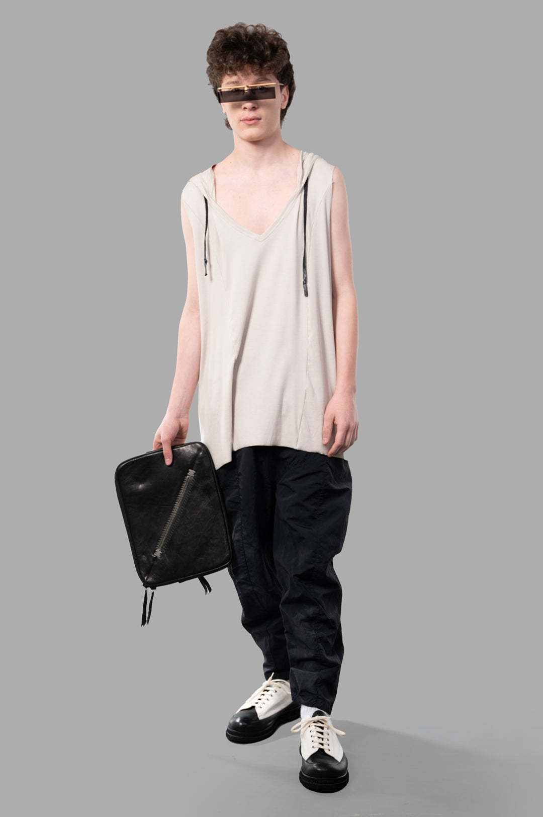 Light Rib Hooded Cutoff