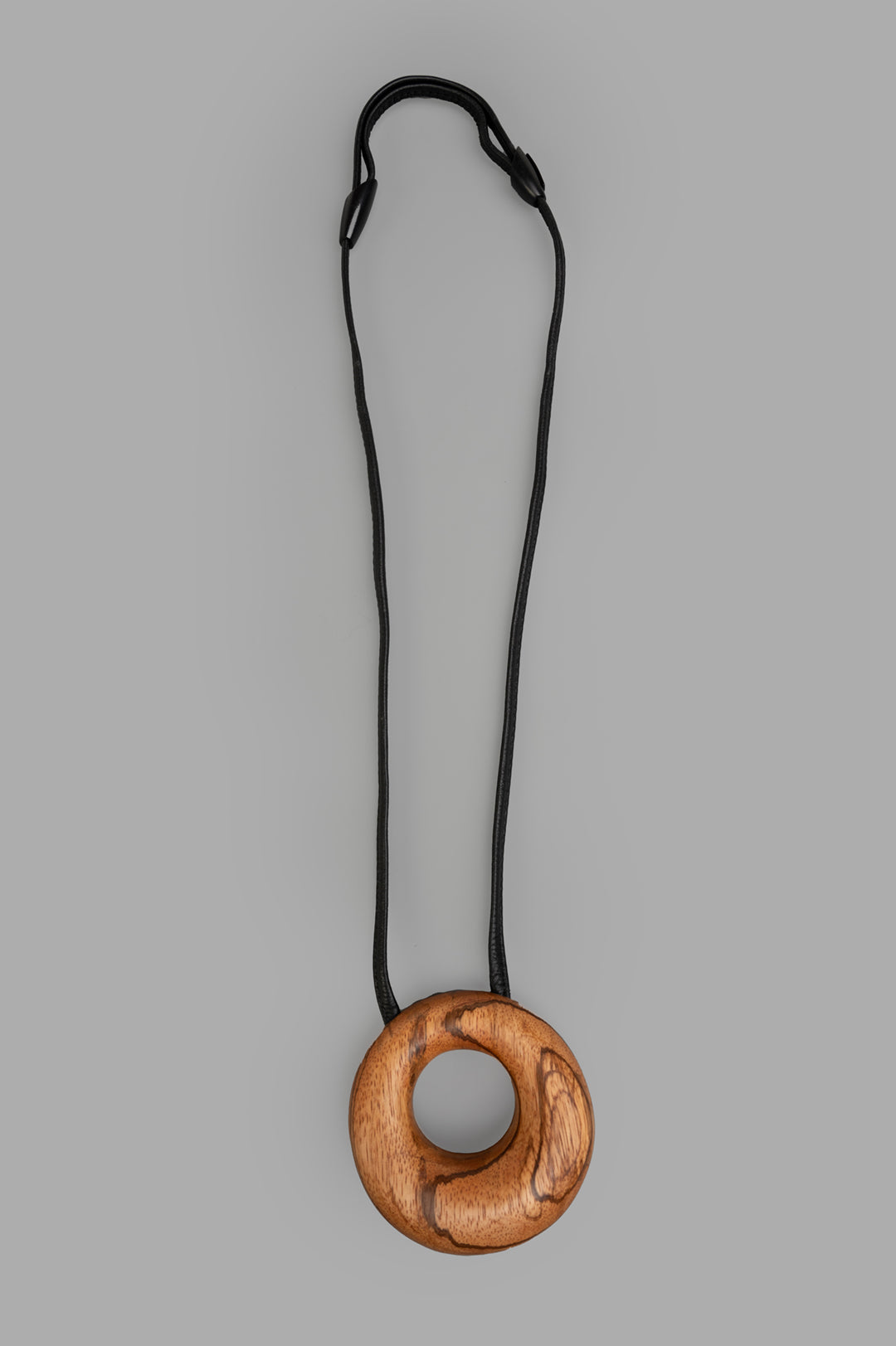 Vala Pendant