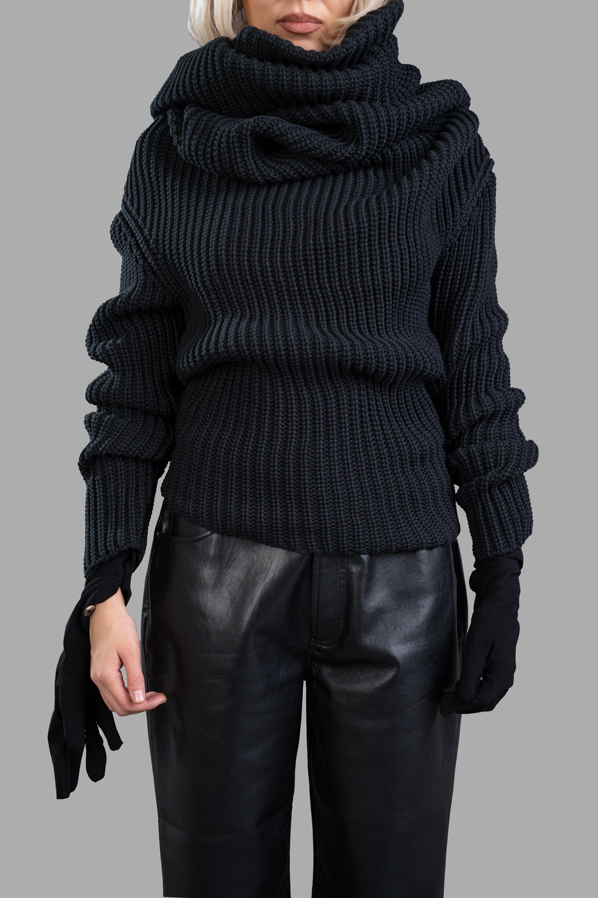 Knit Top With Gloves