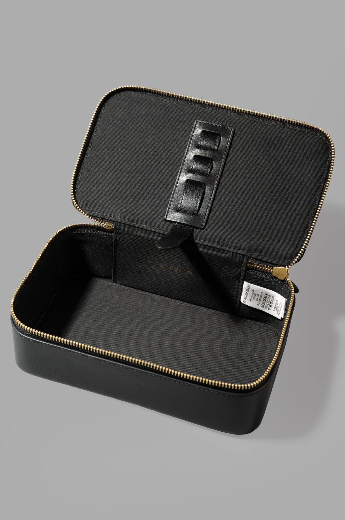 Aya Cosmetic Case