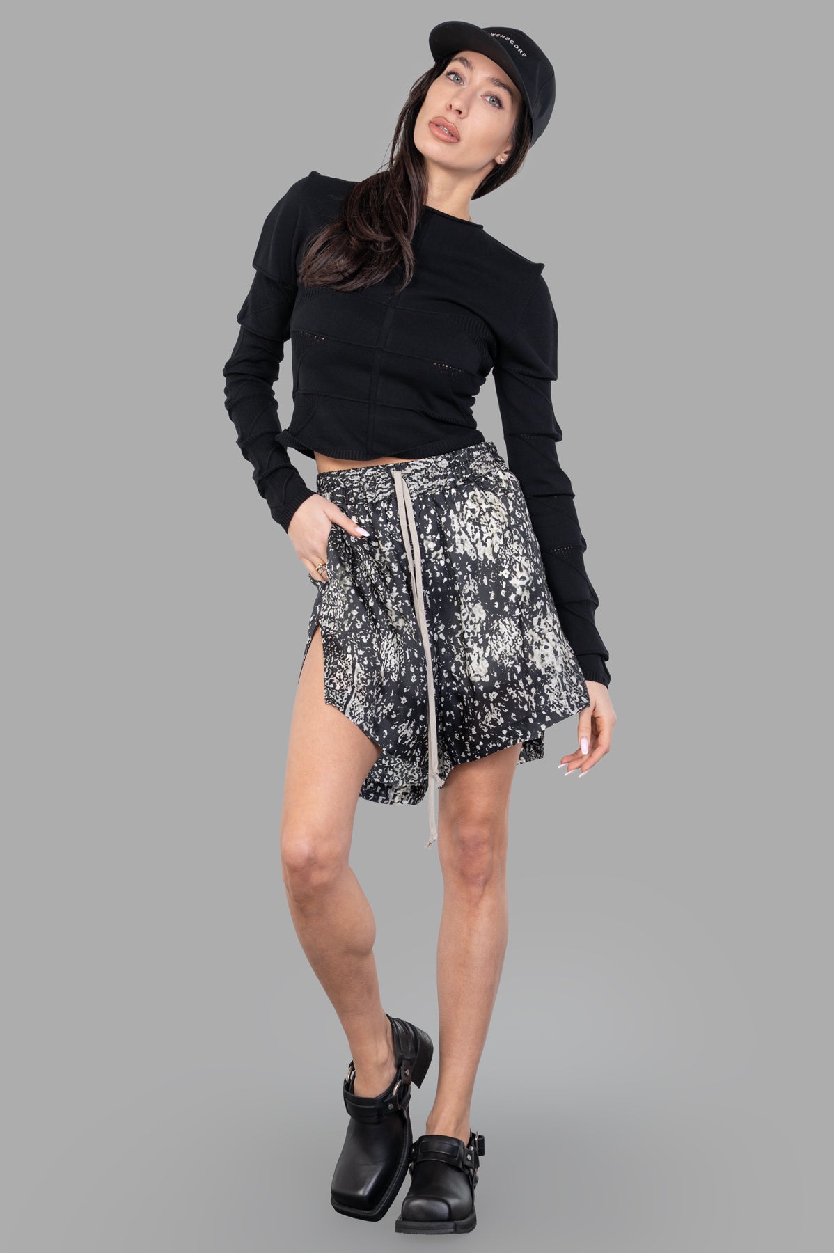 Cropped Knit Blouse