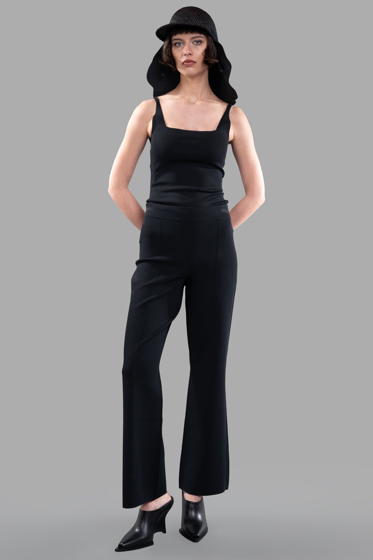 Stretch Knit Trousers